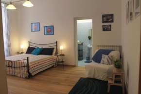 Home 103 Rome